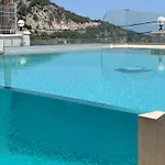 Theretro, With Superb View *