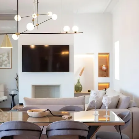 Theretro, With Superb View Apolpaina