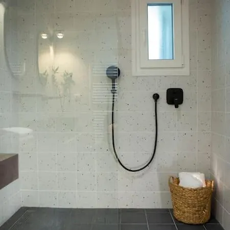 Theretro, With Superb View Villa