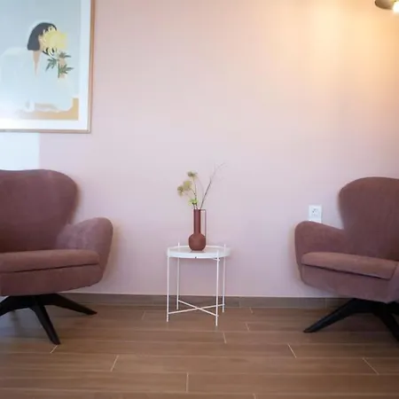 Theretro, With Superb View Villa Apolpaina